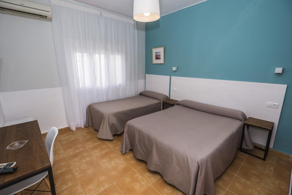 Hostal Las Cumbres Conil De La Frontera Exterior foto