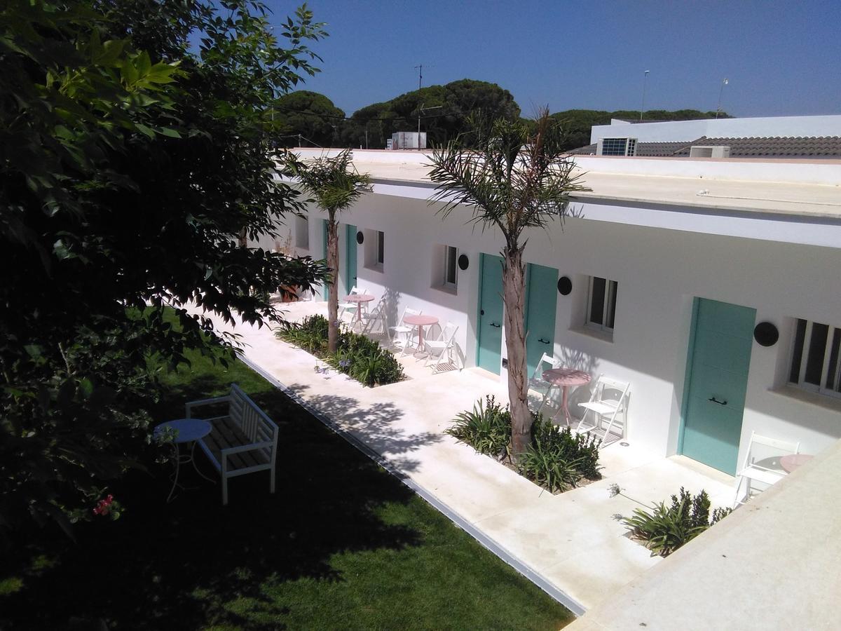 Hostal Las Cumbres Conil De La Frontera Exterior foto