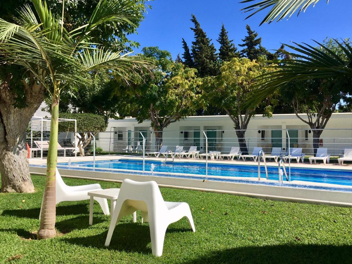 Hostal Las Cumbres Conil De La Frontera Exterior foto