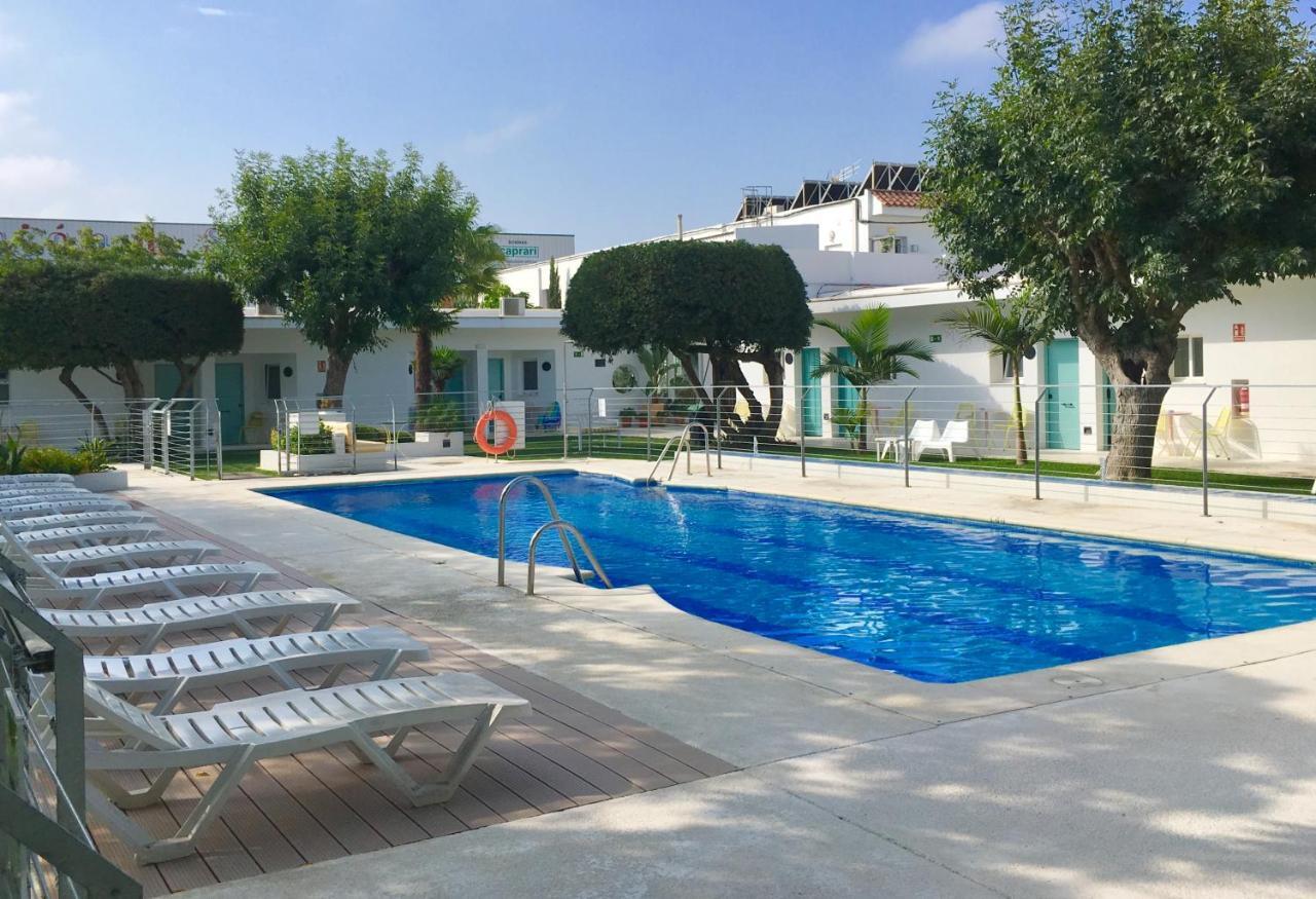 Hostal Las Cumbres Conil De La Frontera Exterior foto